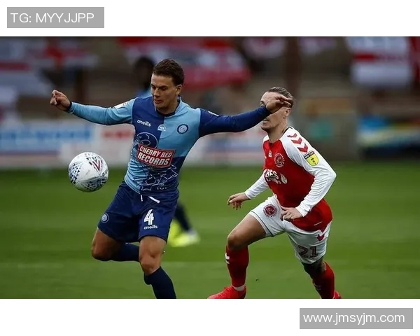 吉灵汉姆与查尔顿的激烈对决分析与赛后总结